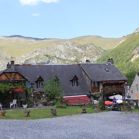 Auberge Des Pyrenees سانت-ماري-دي-كامبان المظهر الخارجي الصورة