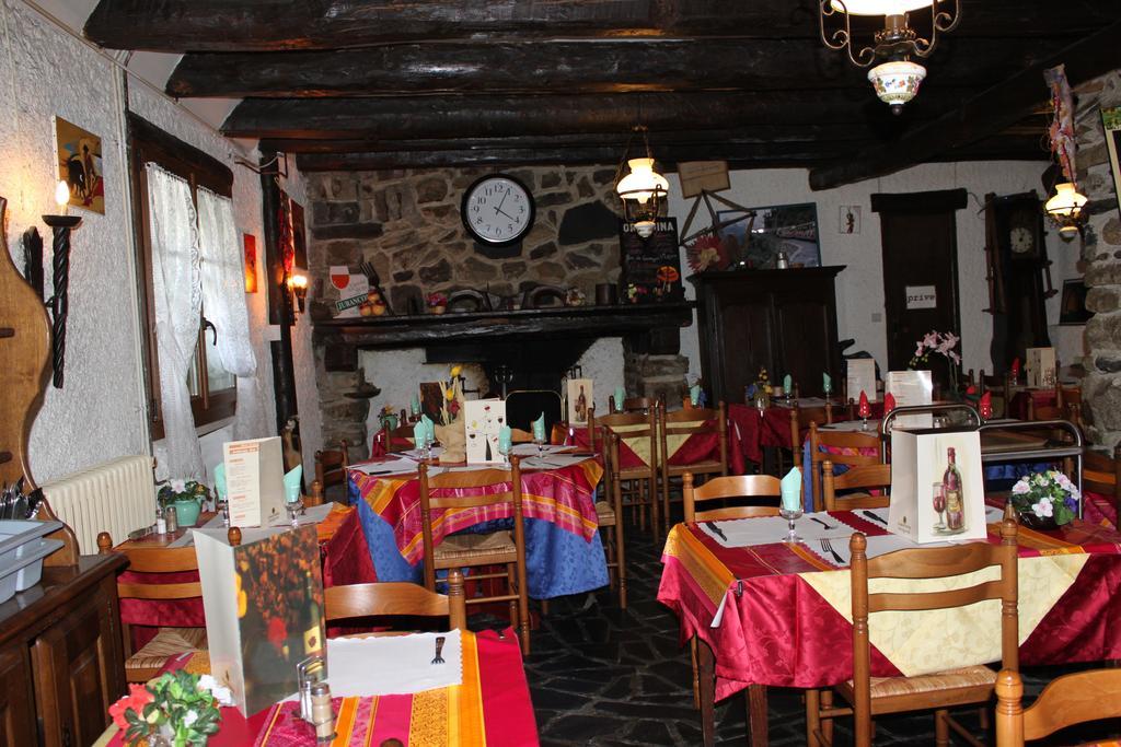 Auberge Des Pyrenees سانت-ماري-دي-كامبان المظهر الخارجي الصورة