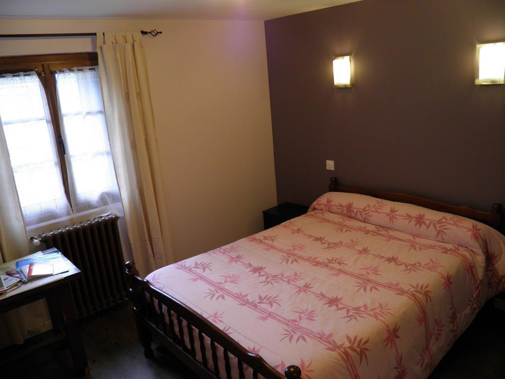 Auberge Des Pyrenees سانت-ماري-دي-كامبان الغرفة الصورة