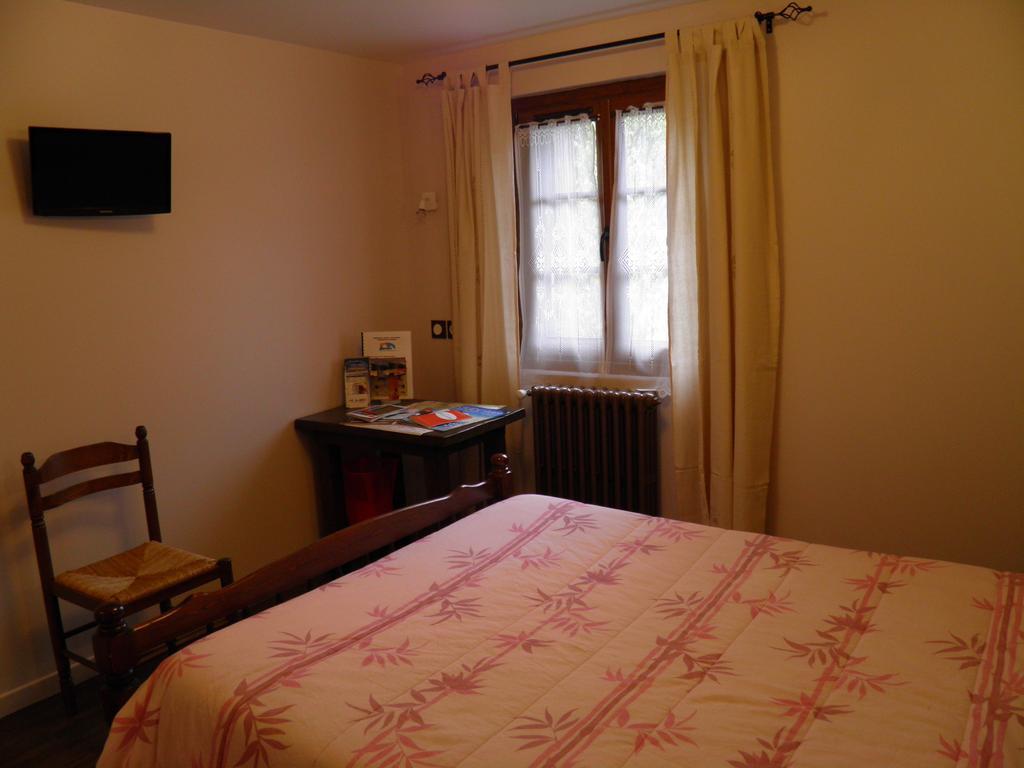 Auberge Des Pyrenees سانت-ماري-دي-كامبان الغرفة الصورة