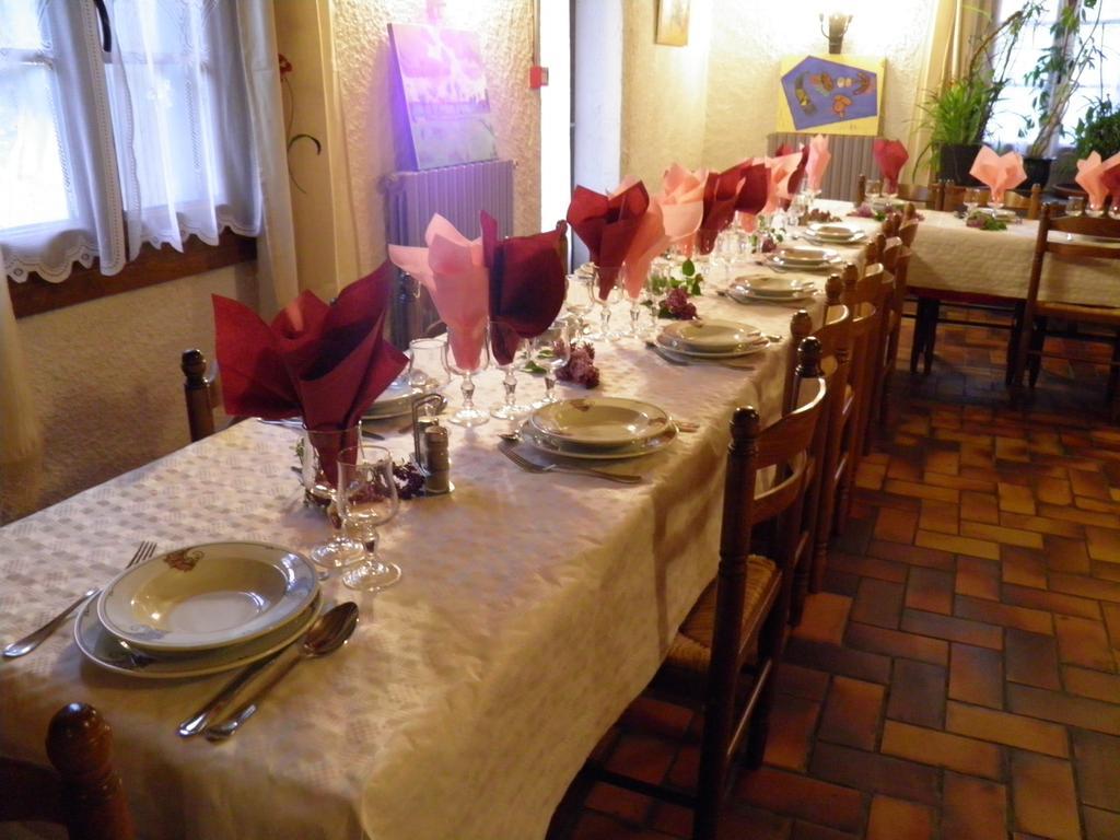 Auberge Des Pyrenees سانت-ماري-دي-كامبان المظهر الخارجي الصورة